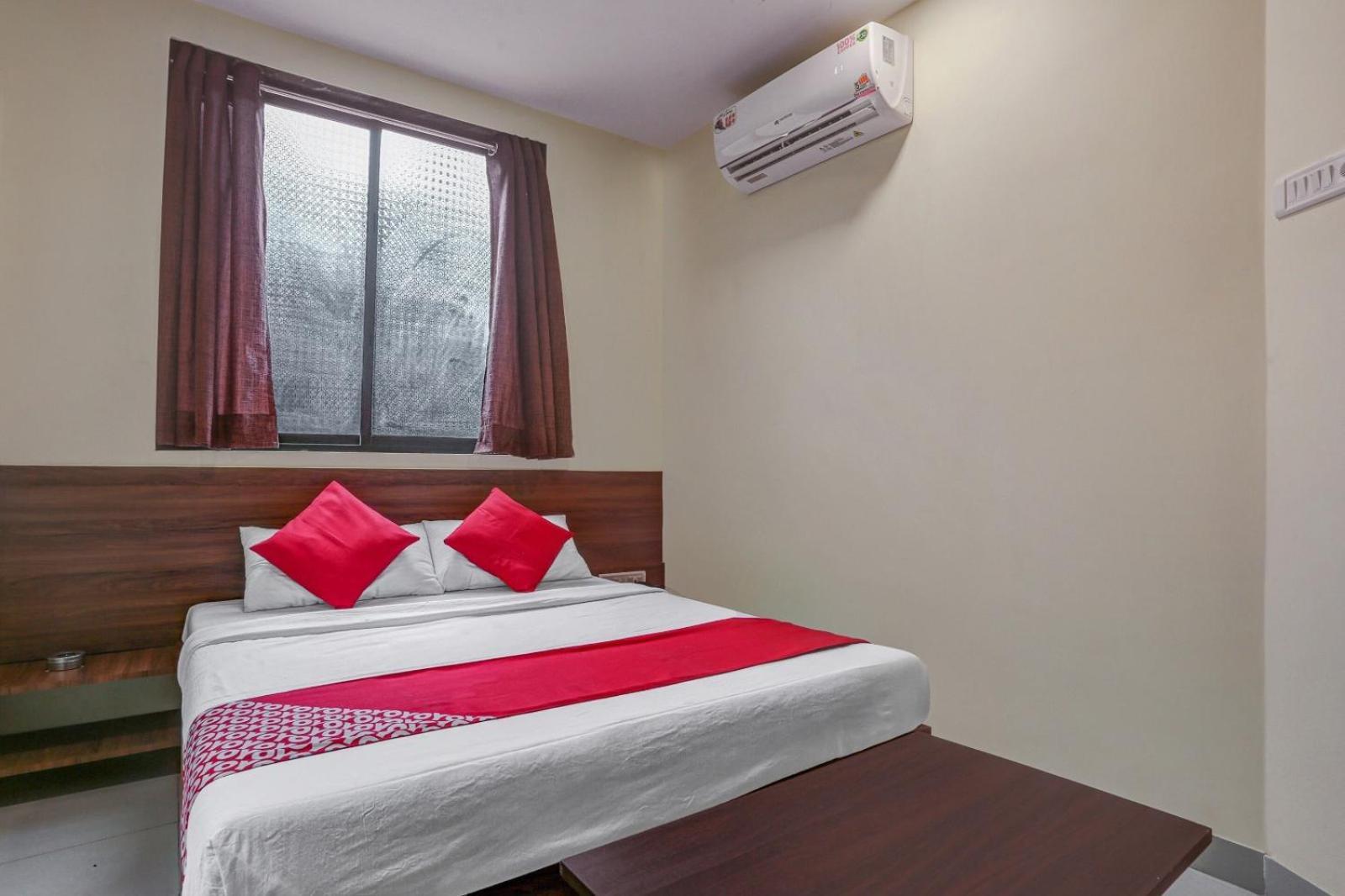 Glitz Hotels Harsita Inn - Mahape Navi Mumbai Exterior foto